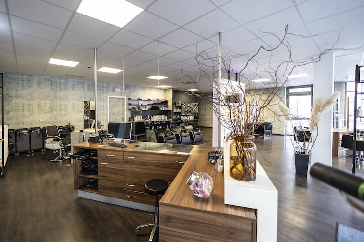 Cutting Crew | Friseur in Künzell | Salon